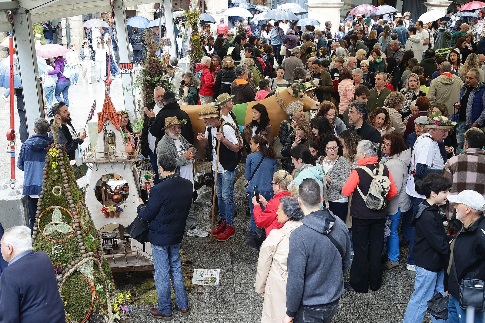 Galería | Estas son as coplas e os mellores maios de esta edición 2026 en Ourense, en fotos