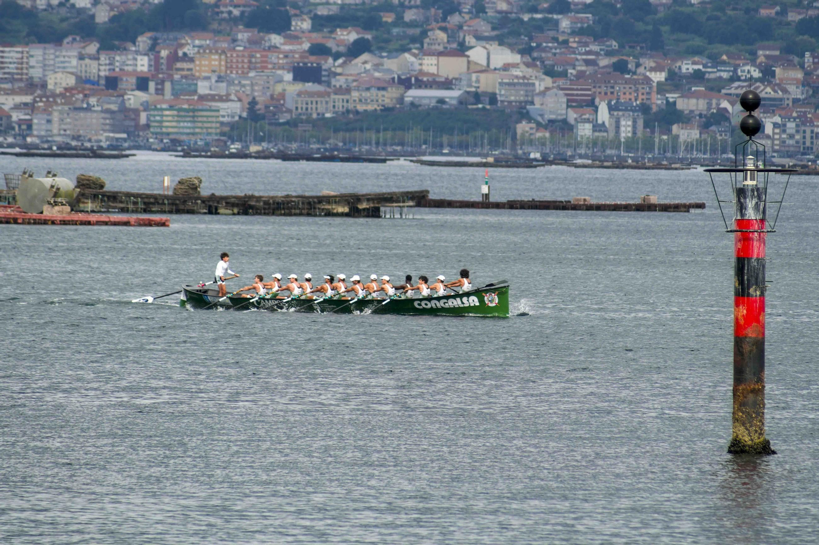 Galería | Las traineras se dan cita en el paseo de Cardona