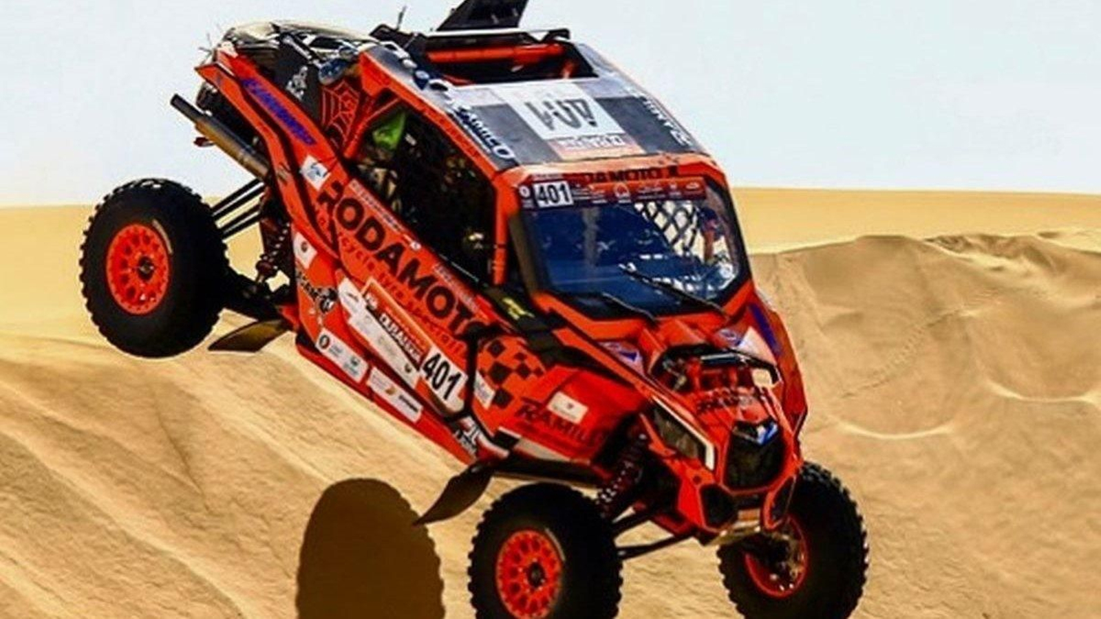 Ricardo Ramilo pasa una zona de arena en una de las pruebas disputadas a lo largo de 2023.