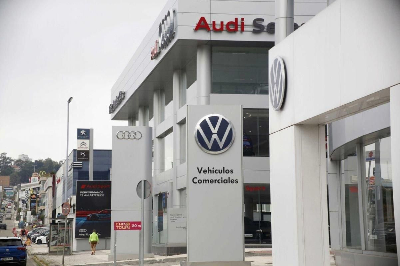 La provincia de Pontevedra vendió 700 turismos y todoterrenos nuevos en el primer mes del año.