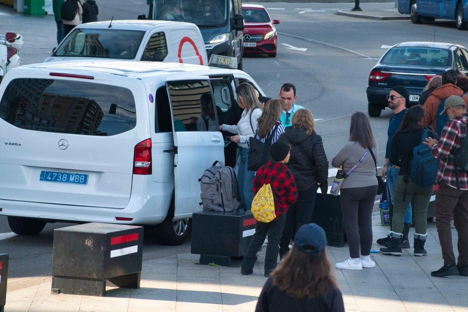 Galería | Una ruta trasatlántica llega a Vigo con 5.000 viajeros