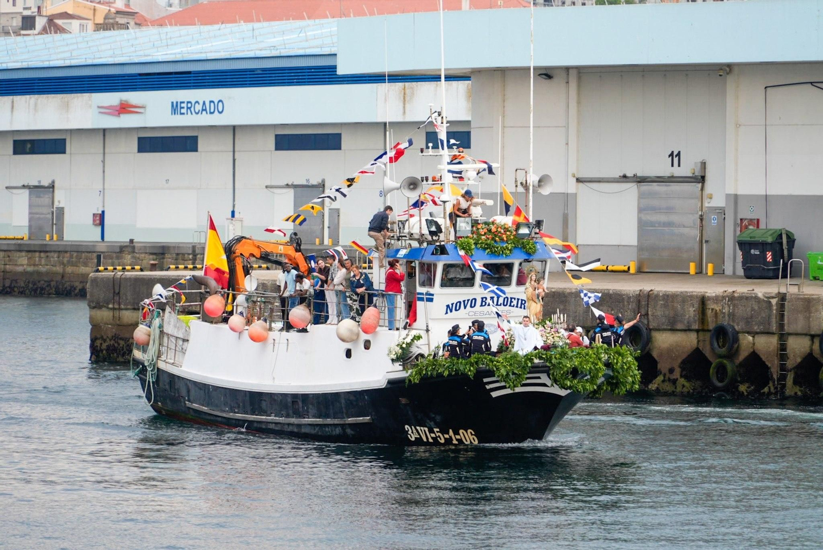 Galería | Vigo rinde homenaje a la Virgen del Carmen por tierra y por mar