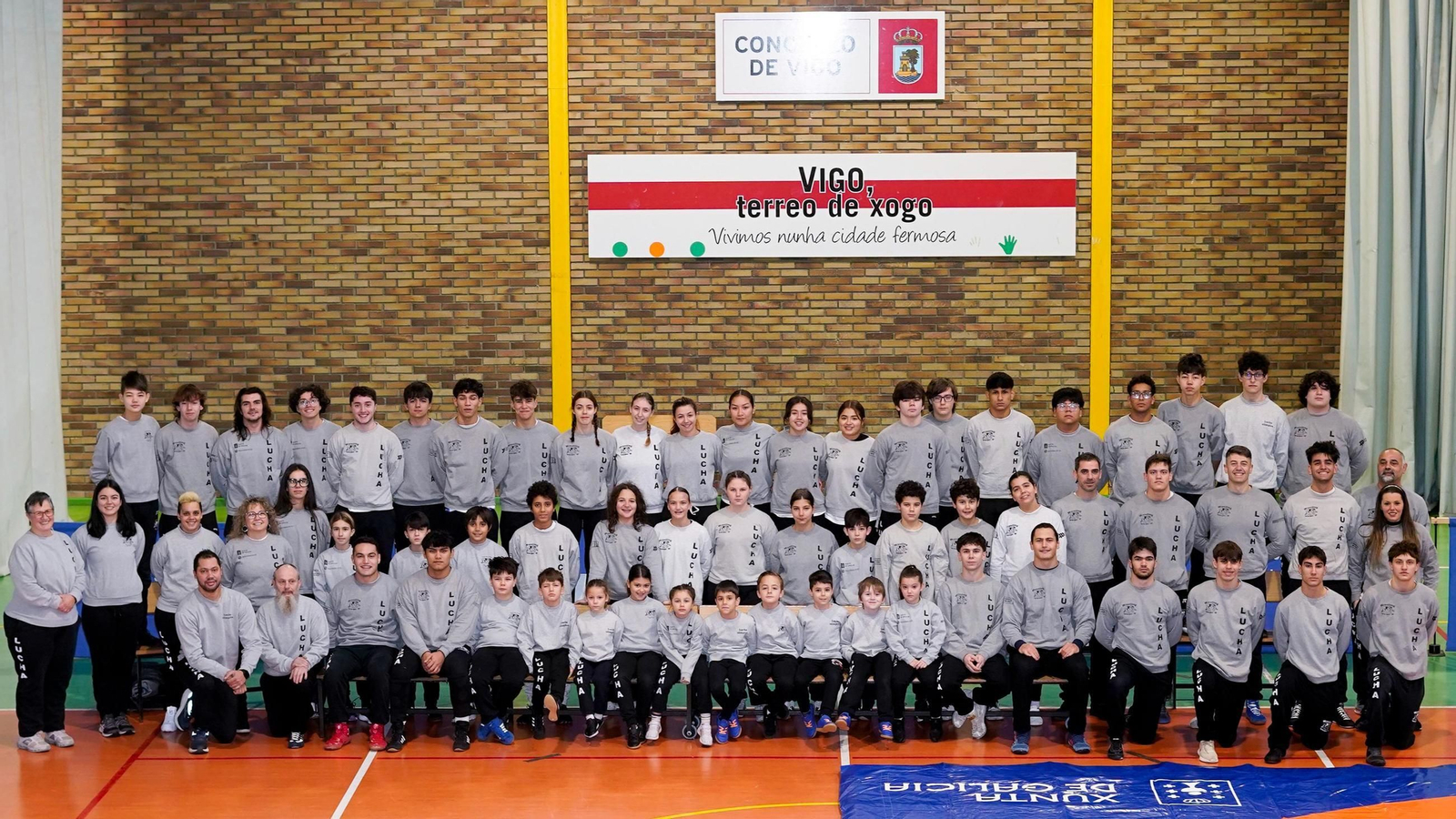 La jornada del San Ignacio comenzó con una fotografía de familia en la que posaron todos los presentes para tener la instantánea de recuerdo.