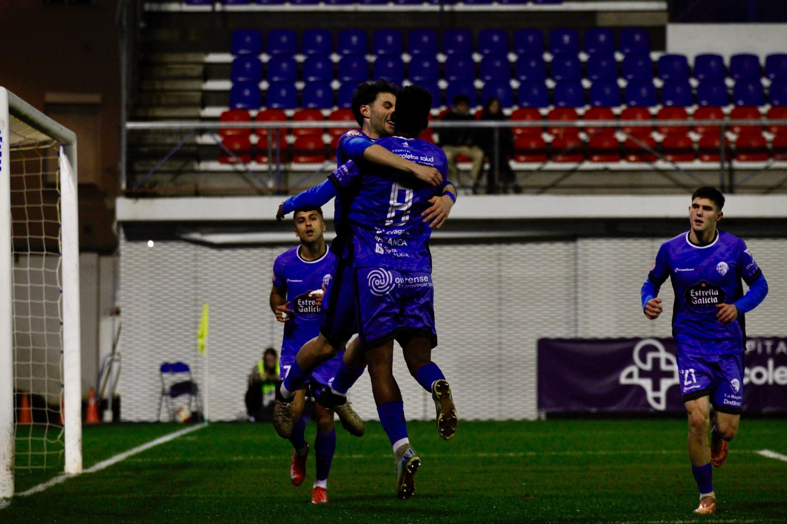 Galería | La ciudad disfruta del partido entre Ourense CF y Barakaldo