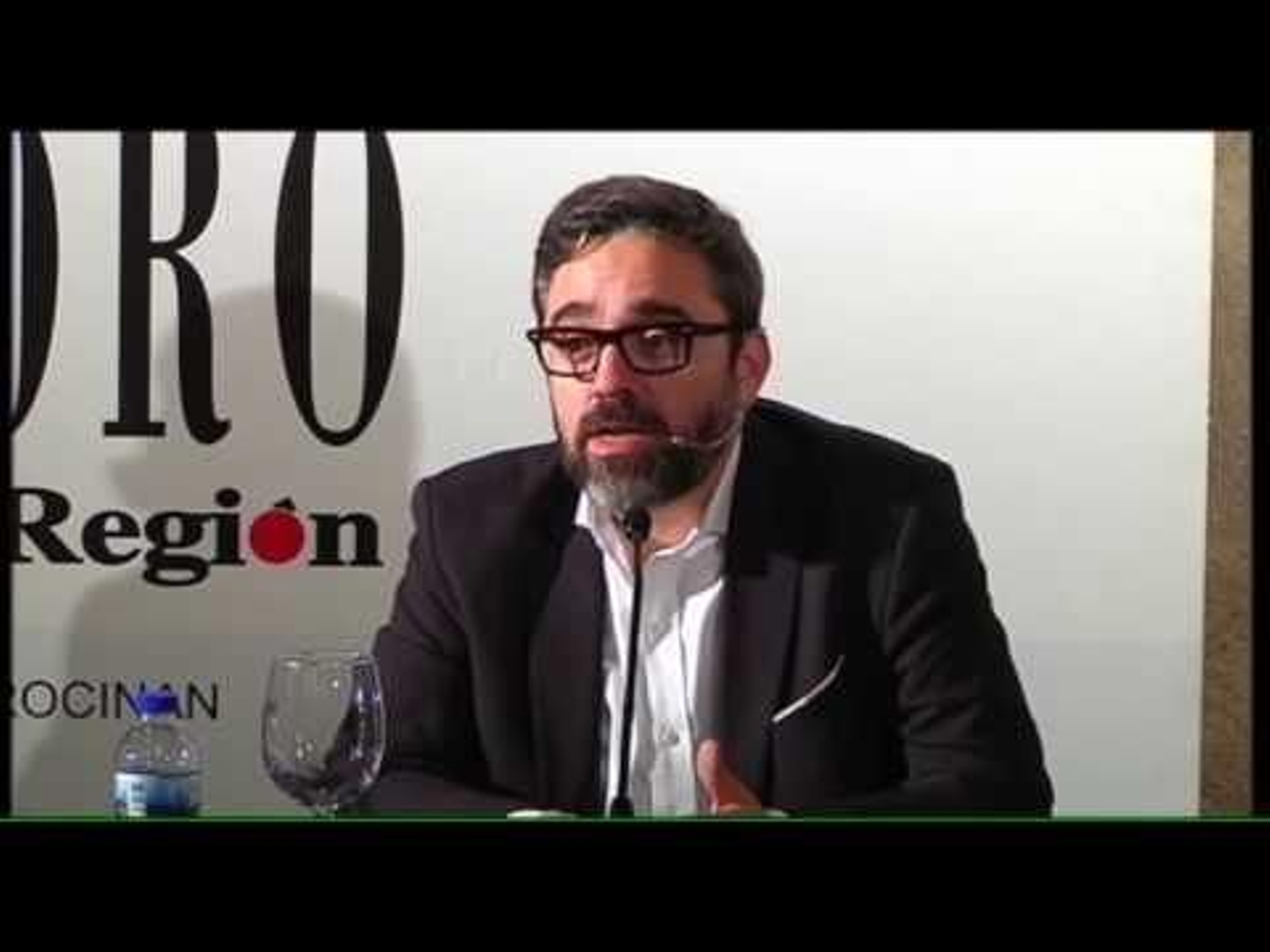 Íntegro, el Foro La Región protagonizado por Rubén Calleja