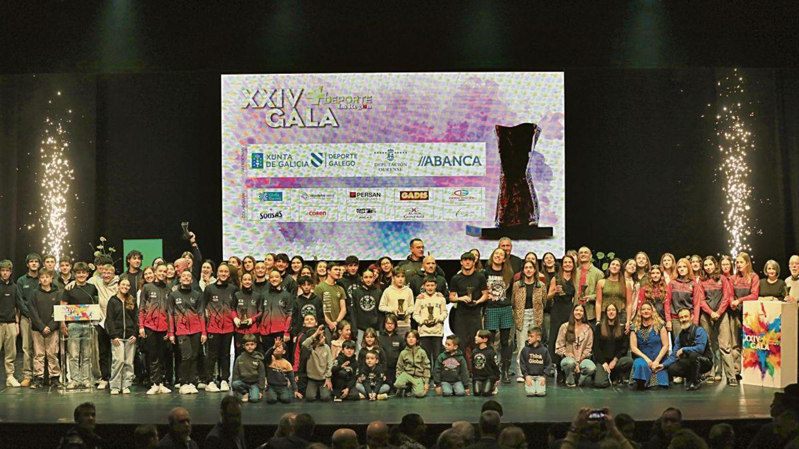 Las y los premiados en la edición número 24 de la Gala +Deporte La Región del 10 de diciembre pasado.