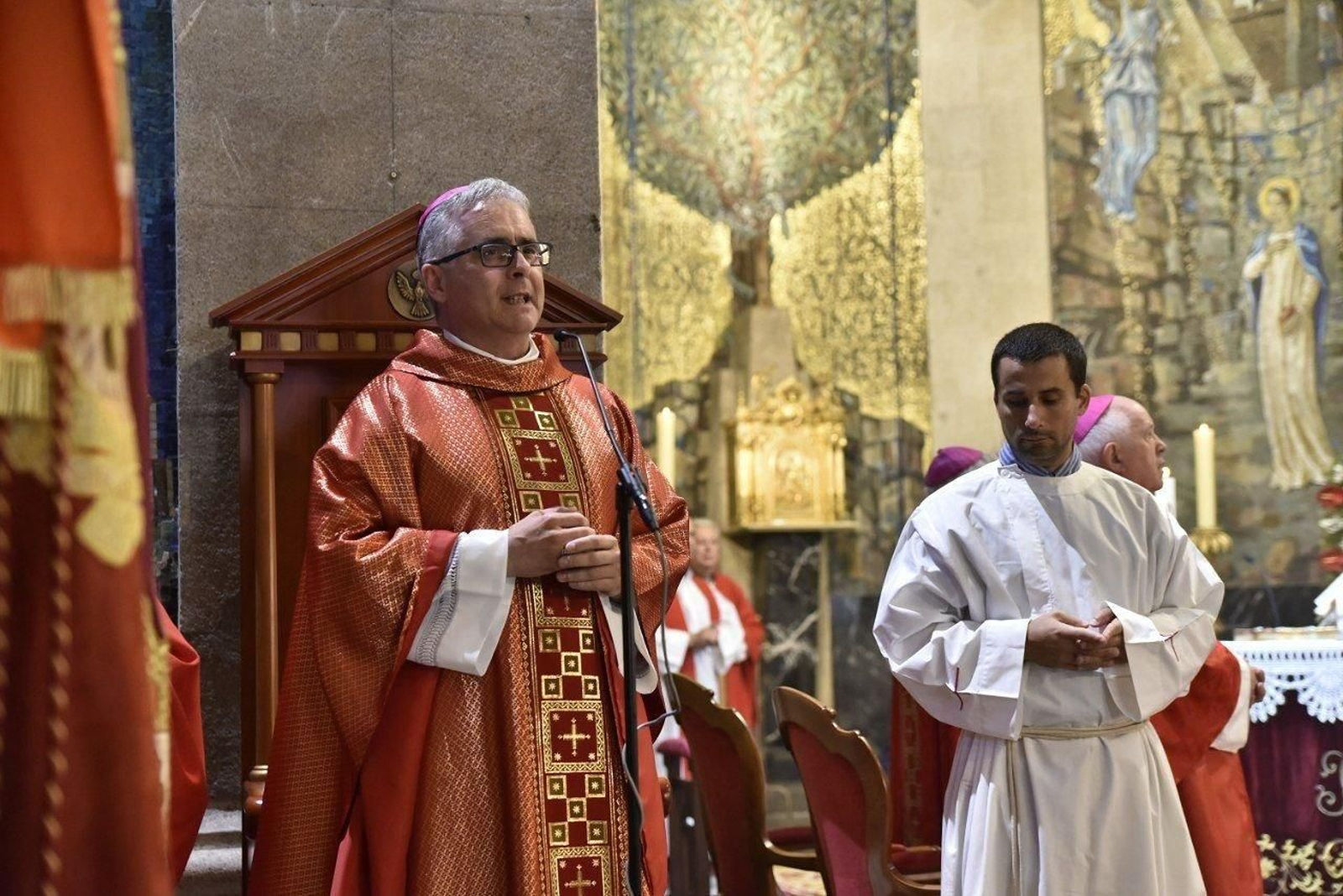 Misa durante la celebración de la procesión del Cristo de la Victoria de Vigo.