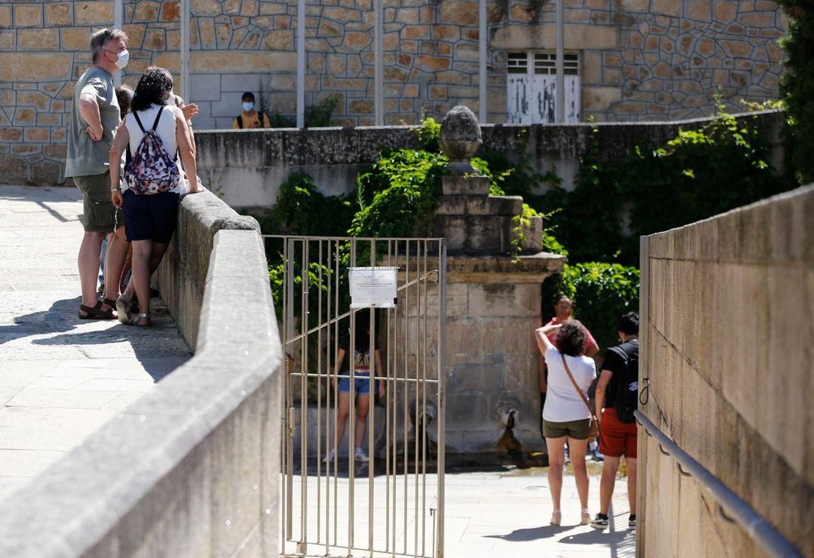 Ourense. 10/07/2020. Turistas en Ourense.
Foto: Xesús Fariñas