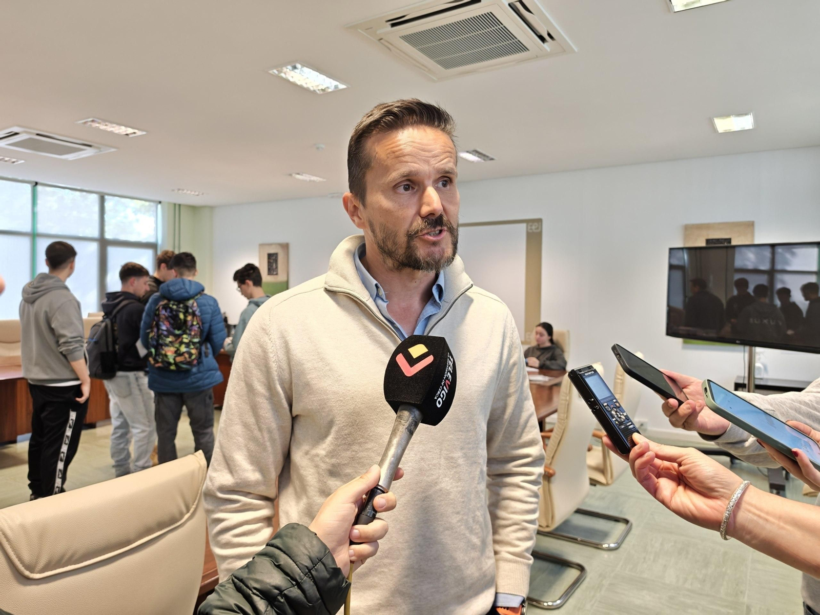 Galería | La Universidad de Vigo vota a su nuevo rector