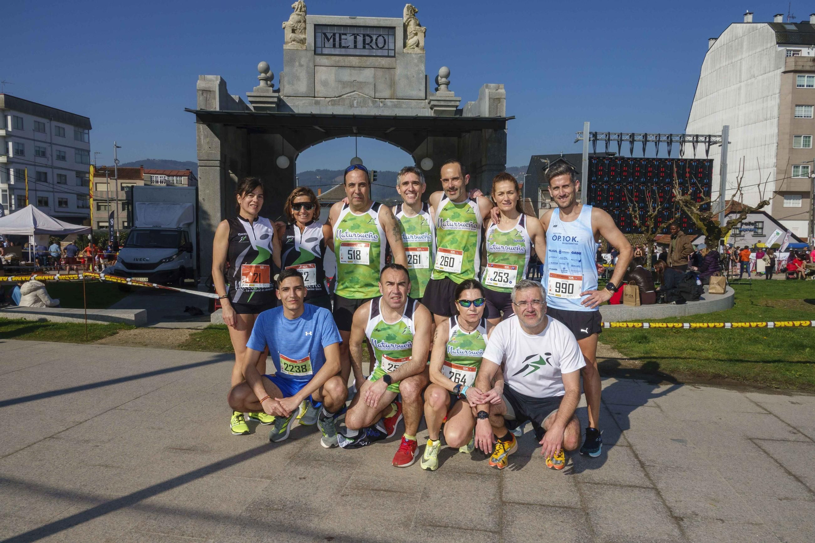 Galería | Pequeños y mayores se divierten en la 10K de Porriño