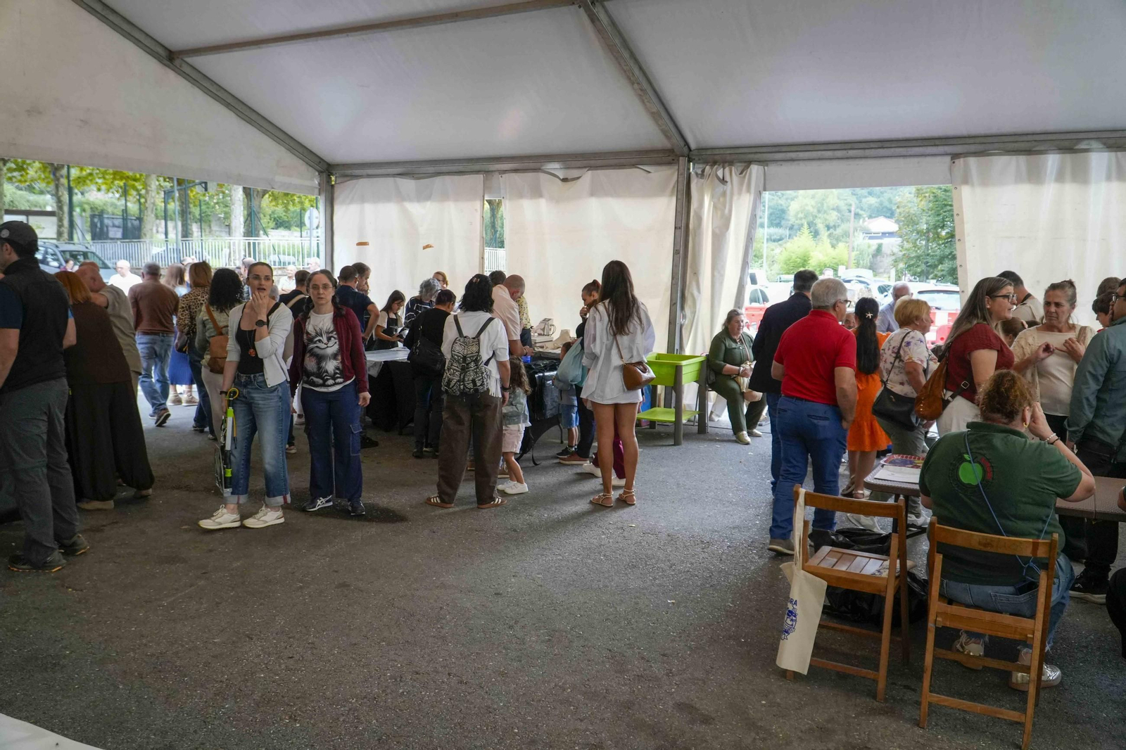 Galería | La Festa da Sidra triunfa en Bembrive con 1.000 litros repartidos
