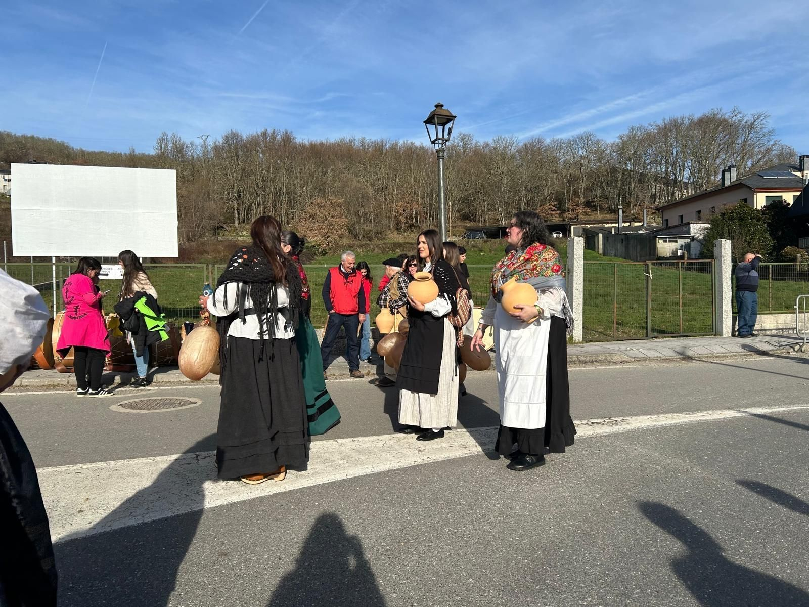 A Veiga culmina el Entroido de la provincia con su gran “Xuntanza”