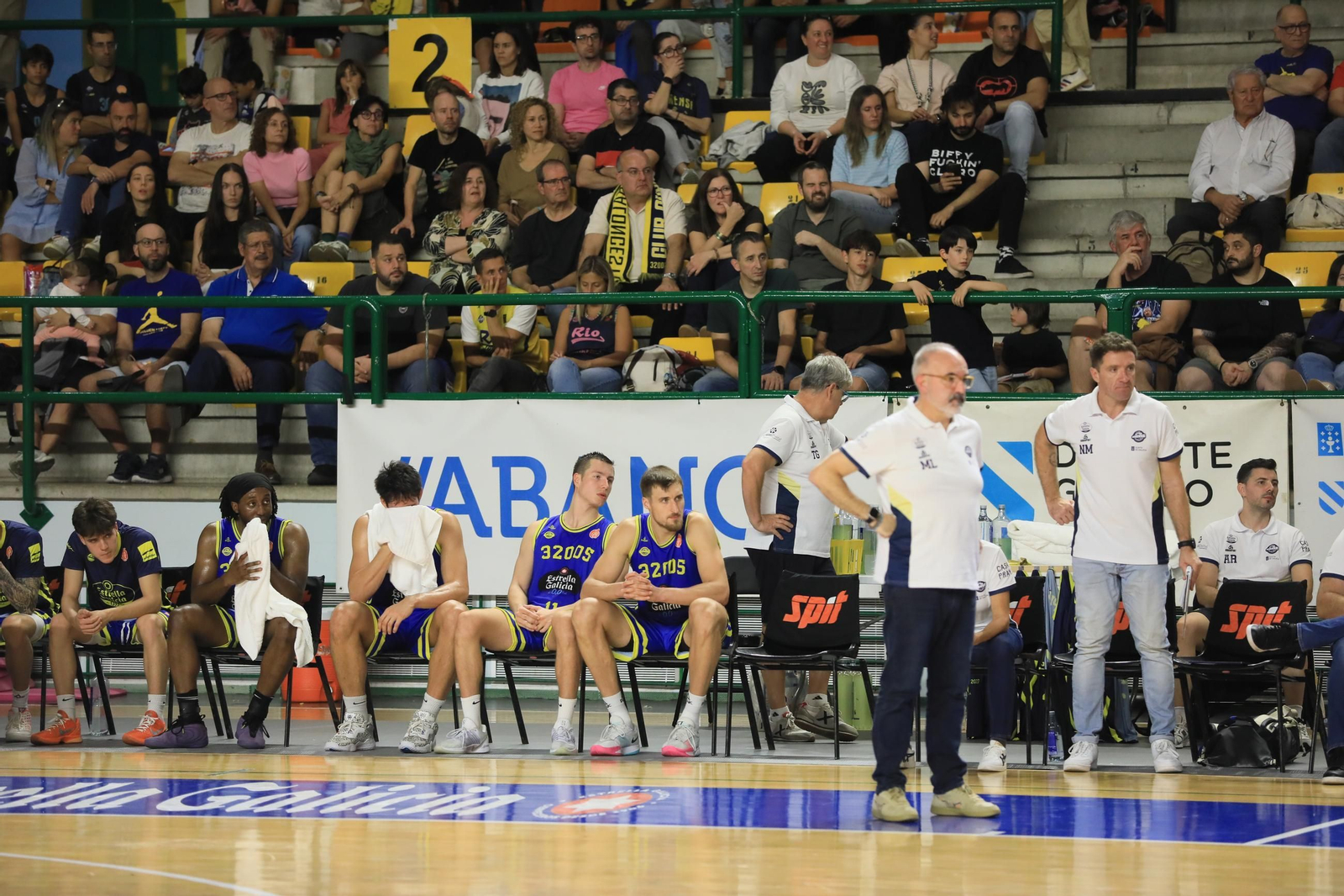 Galería | El Pazo y el COB sufren la primera derrota de la temporada ante el Cantabria