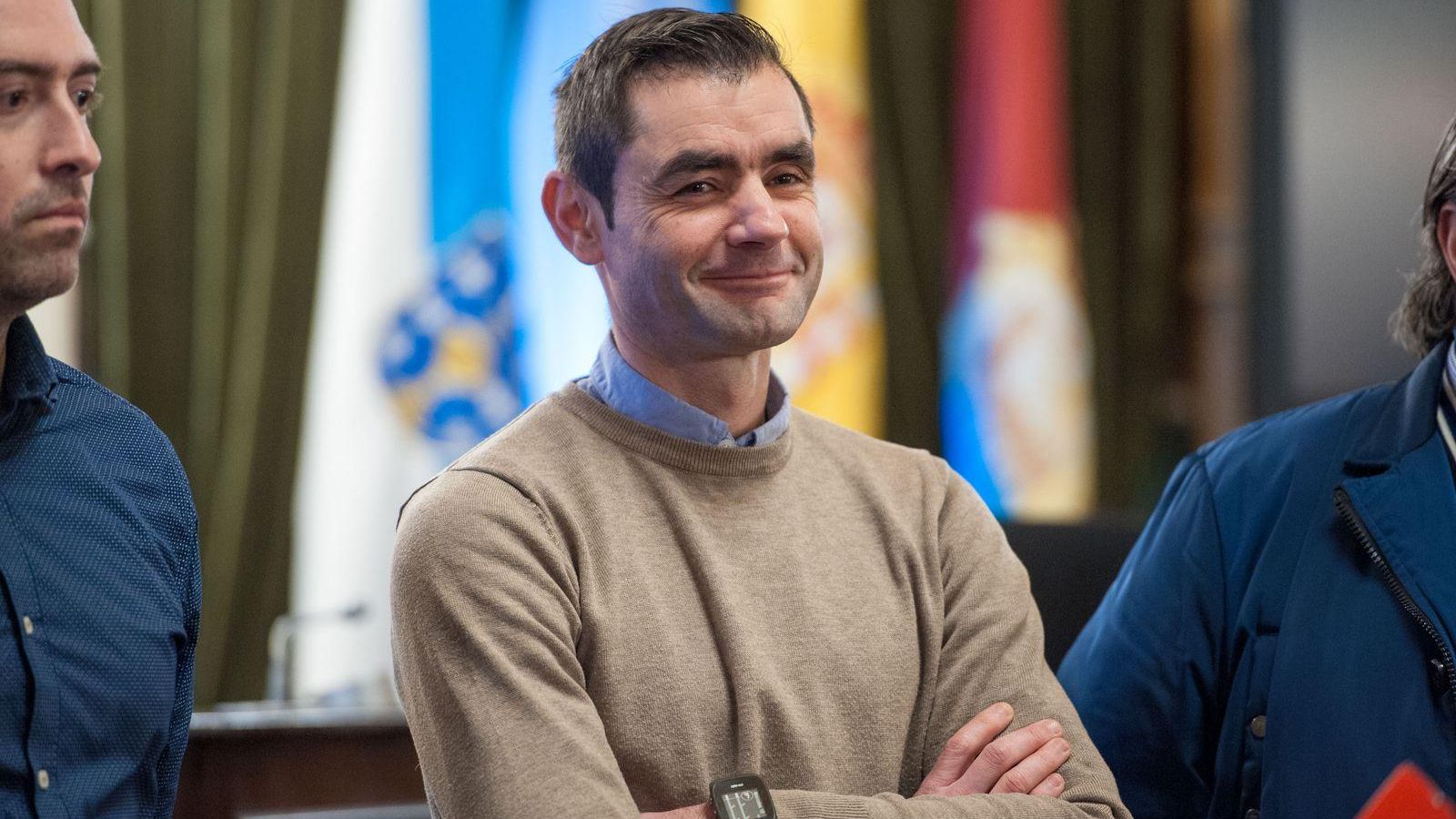 OURENSE (CASA DO CONCELLO). 10/01/2018. OURENSE. Presentación en rueda de prensa del XXIII Campeonato de Galicia Absoluto de Pista Cuberta que se celebra el 13 de enero en la pista cubierta de Expourense. La rueda de prensa contó con la presencia de la Directora Xeral para o Deporte da Xunta de Galicia, Marta Míguez, el alcalde del Concello de Ourense, Jesús Vázquez, el concelleiro de deportes, Mario Guede, el asesor deportivo de la Deputación de Ourense, Bernardino González y el Presidente de la Federación Galega de Atletismo, Isidoro Hornillos, entre otras autoridades. FOTO: ÓSCAR PINAL