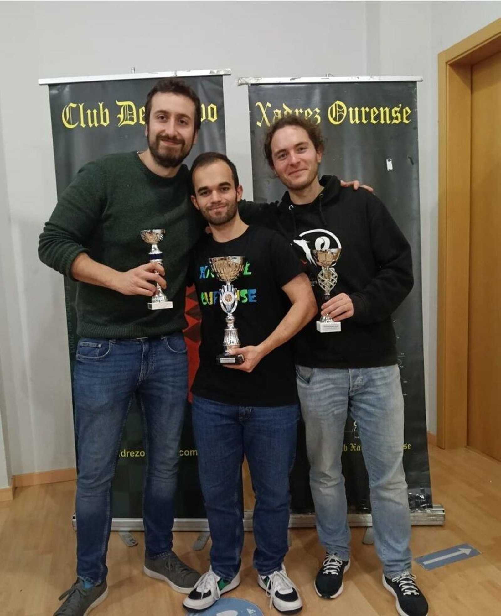 Sénior: David Gómez (3º), Martín Gómez (1º) y Henrique Rey (2º).