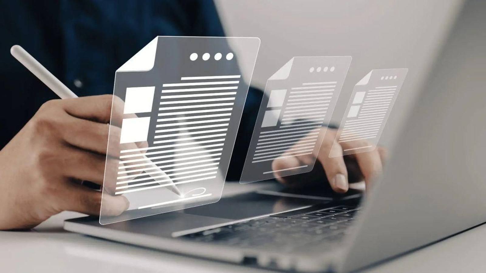 La firma online de documentos digitales empieza a imponerse en la actividad económica española.