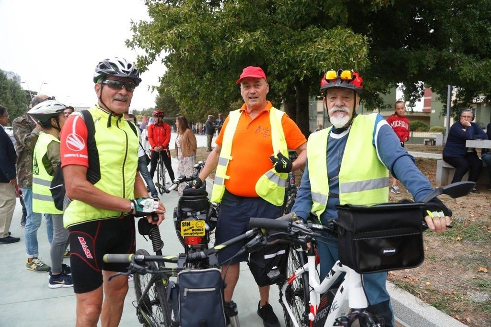 Vigo estrena el carril bici  001051
