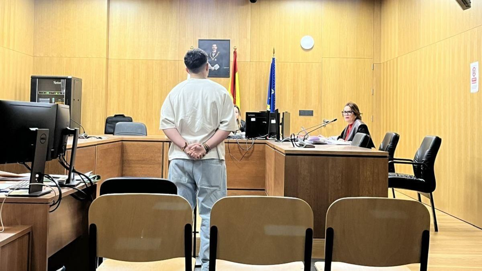 La víctima, en el juicio en que relató los tocamientos.