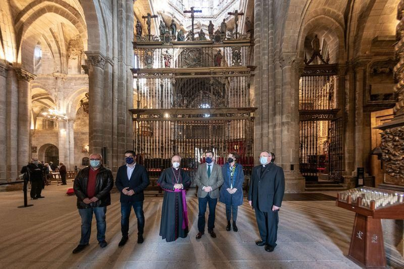 Visita del conselleiro de Cultura, Román Rodríguez, y del delegado territorial en Ourense, Gabriel Alén, a la Catedral // FOTO: ÓSCAR PINAL