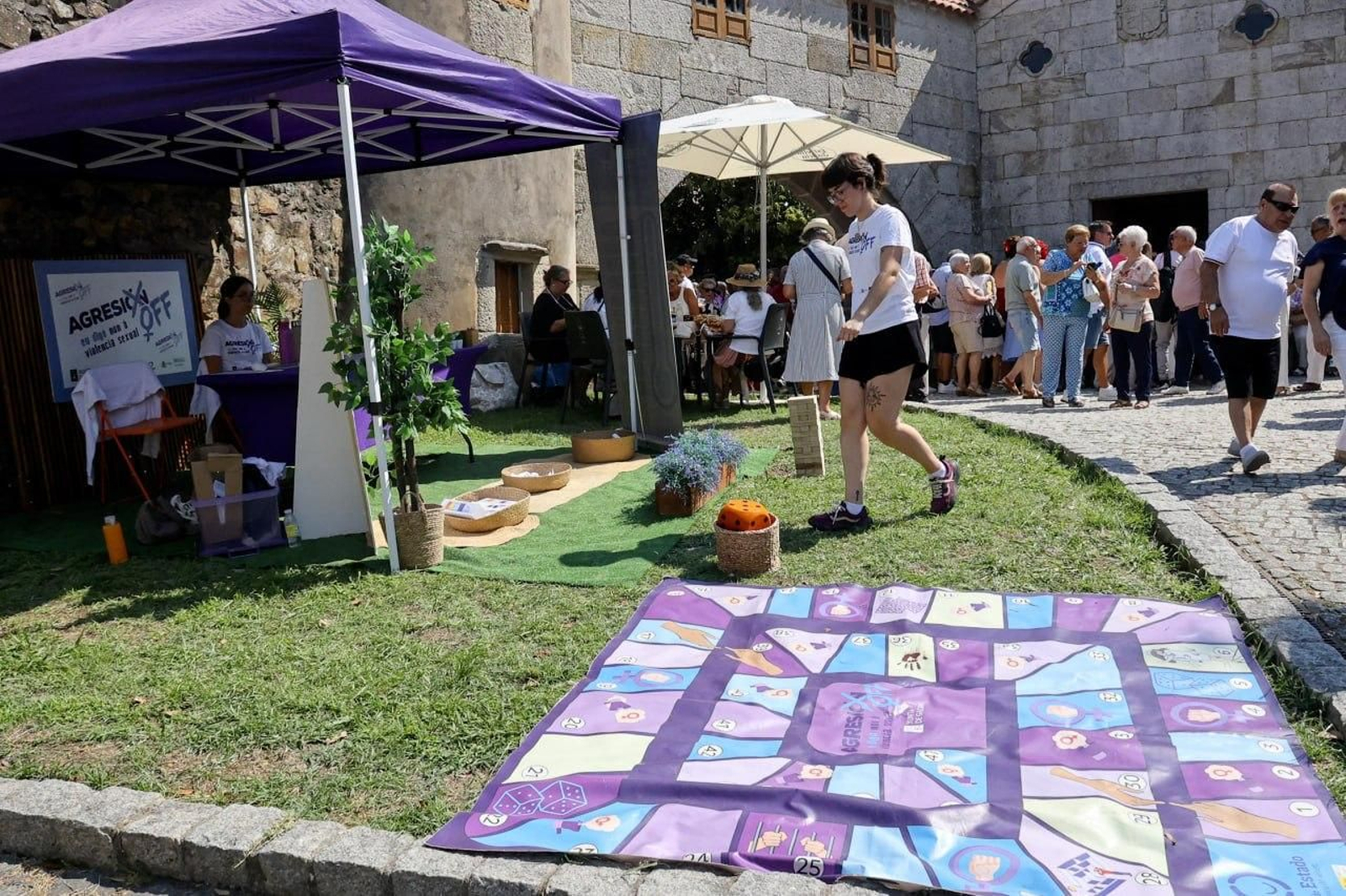 Galería | Vigo se vuelca con San Roque en una jornada marcada por el calor
