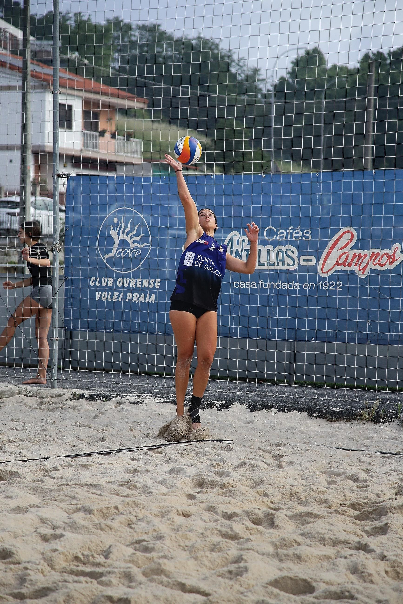 Galería | Los mejores del voley playa gallego se dan cita en Ourense