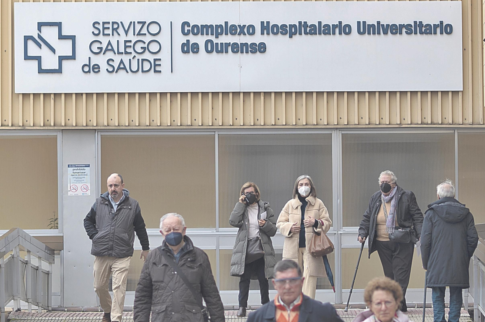 Las mascarillas, protagonistas en las consultas estos días en el CHUO.