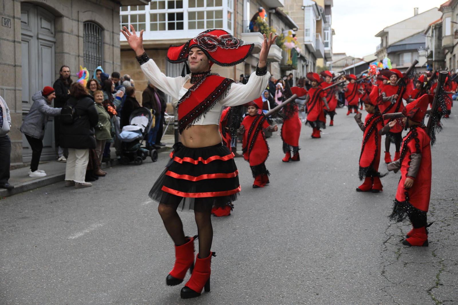 Galería | El desfile del Entroido de Maside, en imágenes