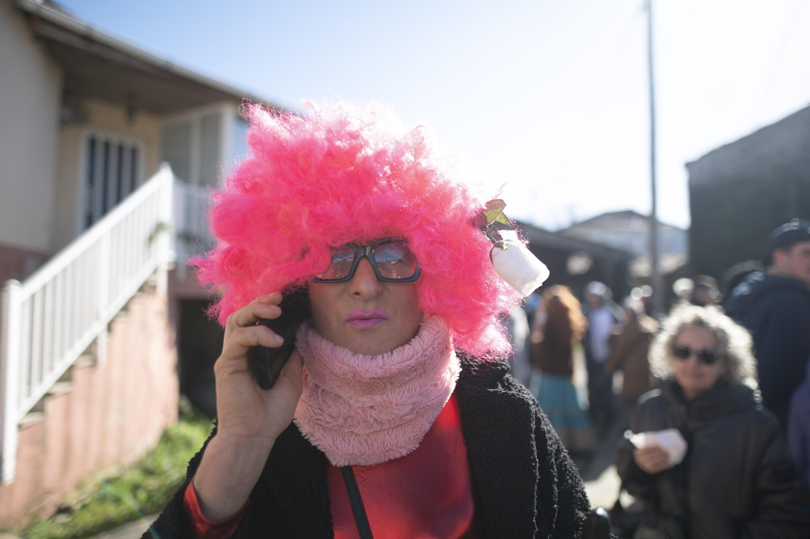 Galería | La música y el color de los Vellarróns en el Entroido de Riós