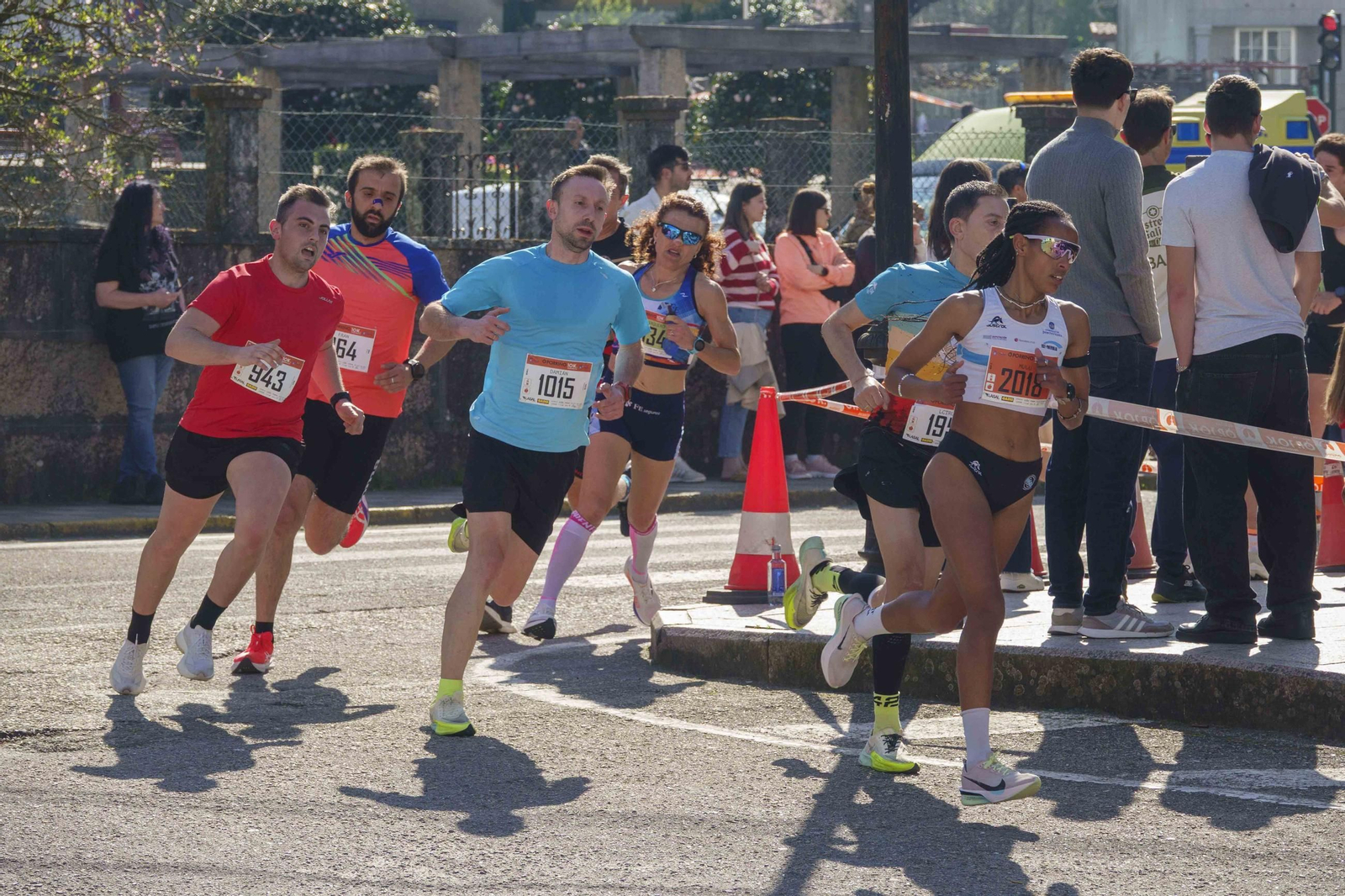 Galería | Pequeños y mayores se divierten en la 10K de Porriño
