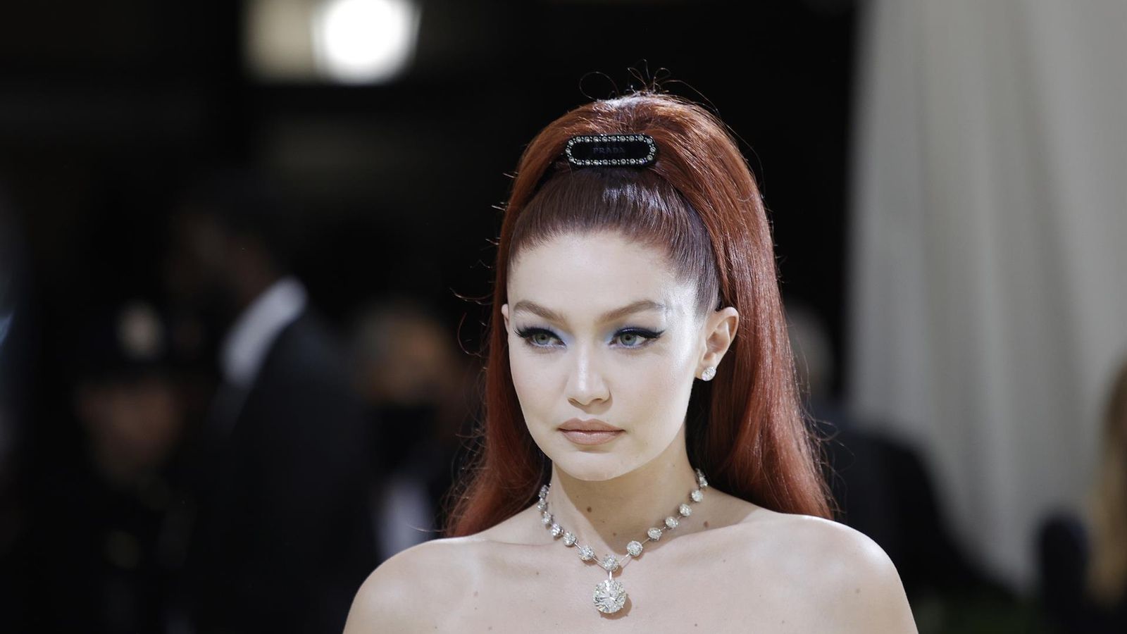 Gigi Hadid en al alfombra roja de la MET Gala 2021