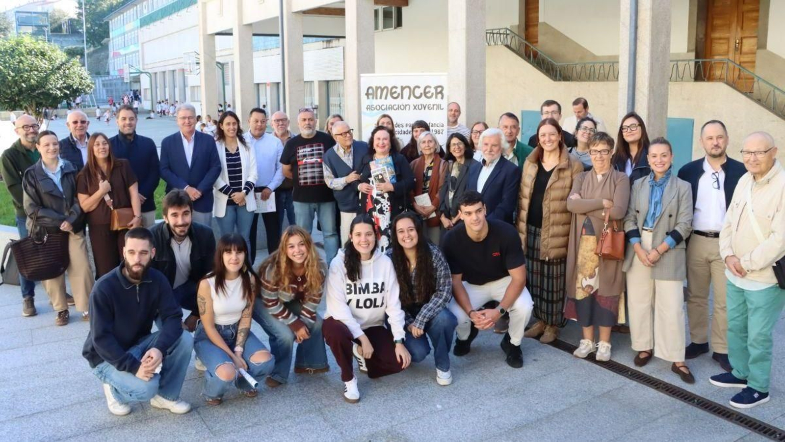 A asociación presentou ás actividades no colexio Salesianos.