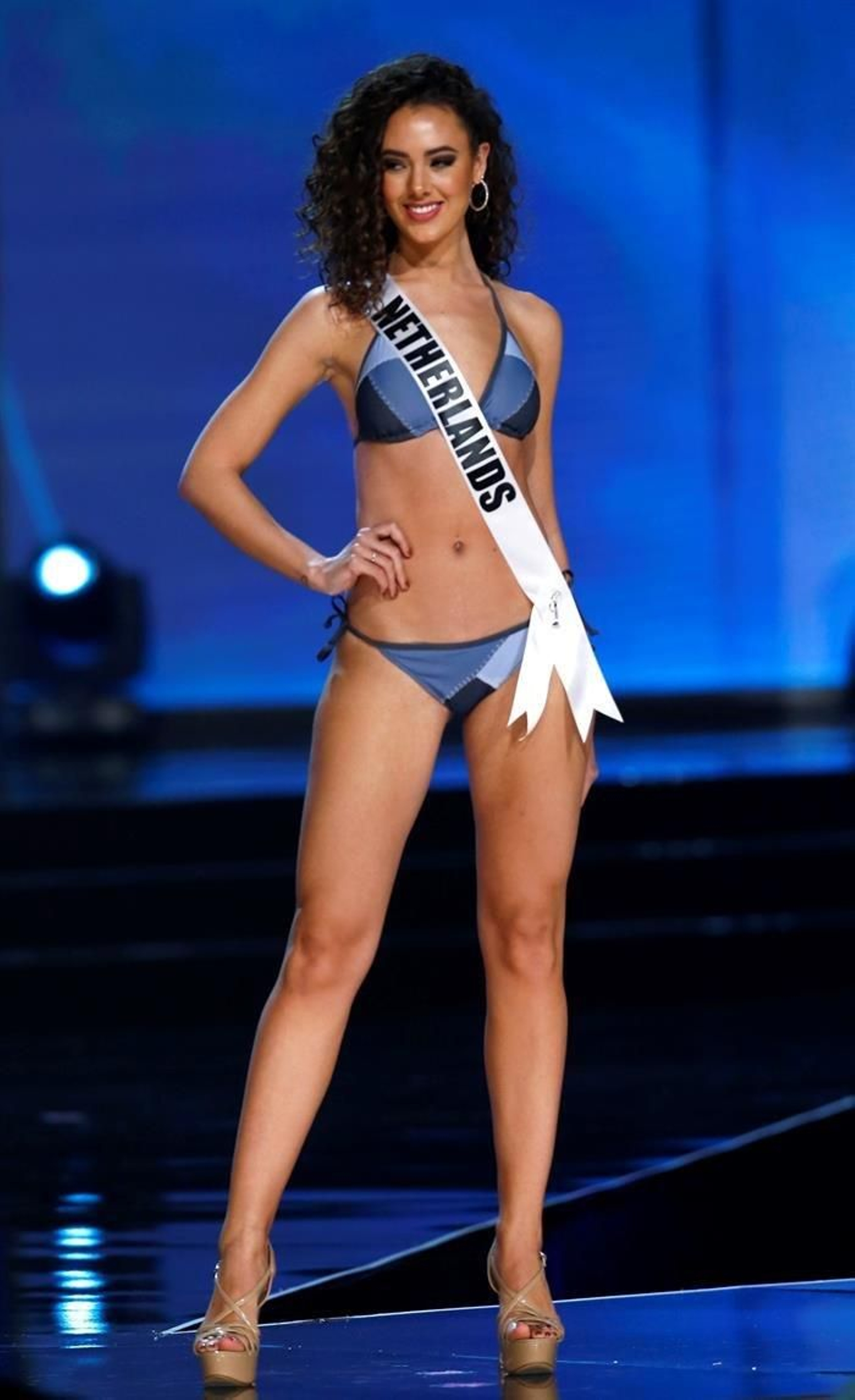 La candidata holandesa a Miss Universo Zoey Ivory