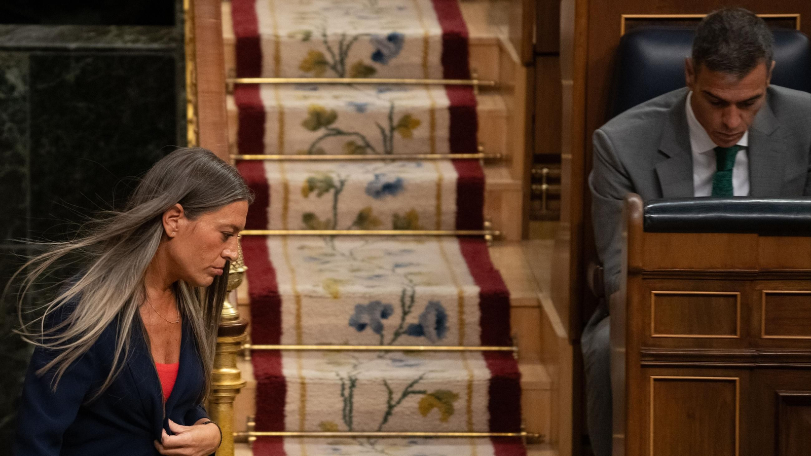 La portavoz de Junts en el Congreso, Miriam Nogueras, y el presidente del Gobierno, Pedro Sánchez