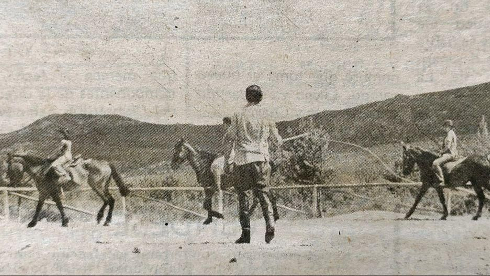 Un momento del primer cursillo de equitación celebrado en Manzaneda.