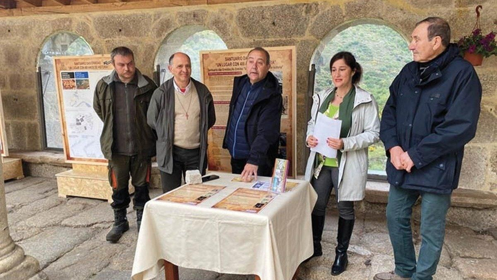 Miguel A. García, Luciano Pascual, Alberto Vázquez, Soledad Figueroa y José Vega.