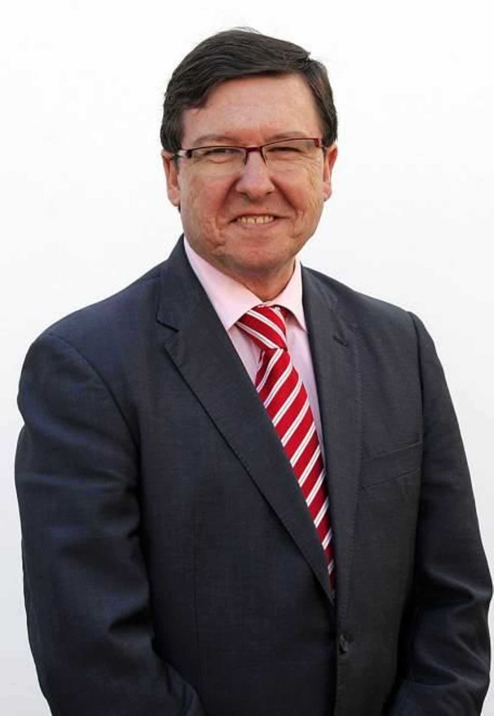 PSOE, Carlos López Font, Licenciado en Ciencias Políticas. Secretario general de la Federación de Servicios Públicos de la UGT.