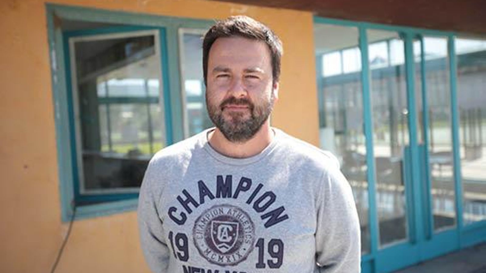 Pablo González, Director de la Escuela de Samil