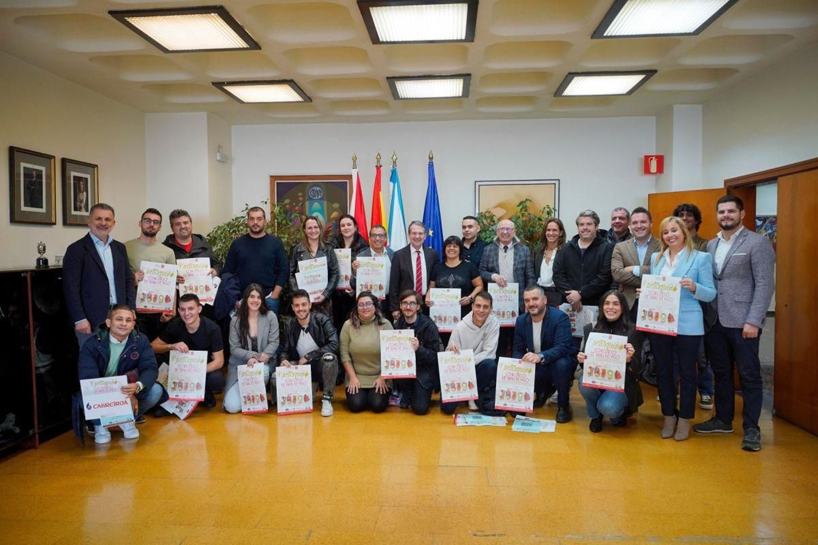 Presentación del certamen “Petisquiños”, con el alcalde Abel Caballero.