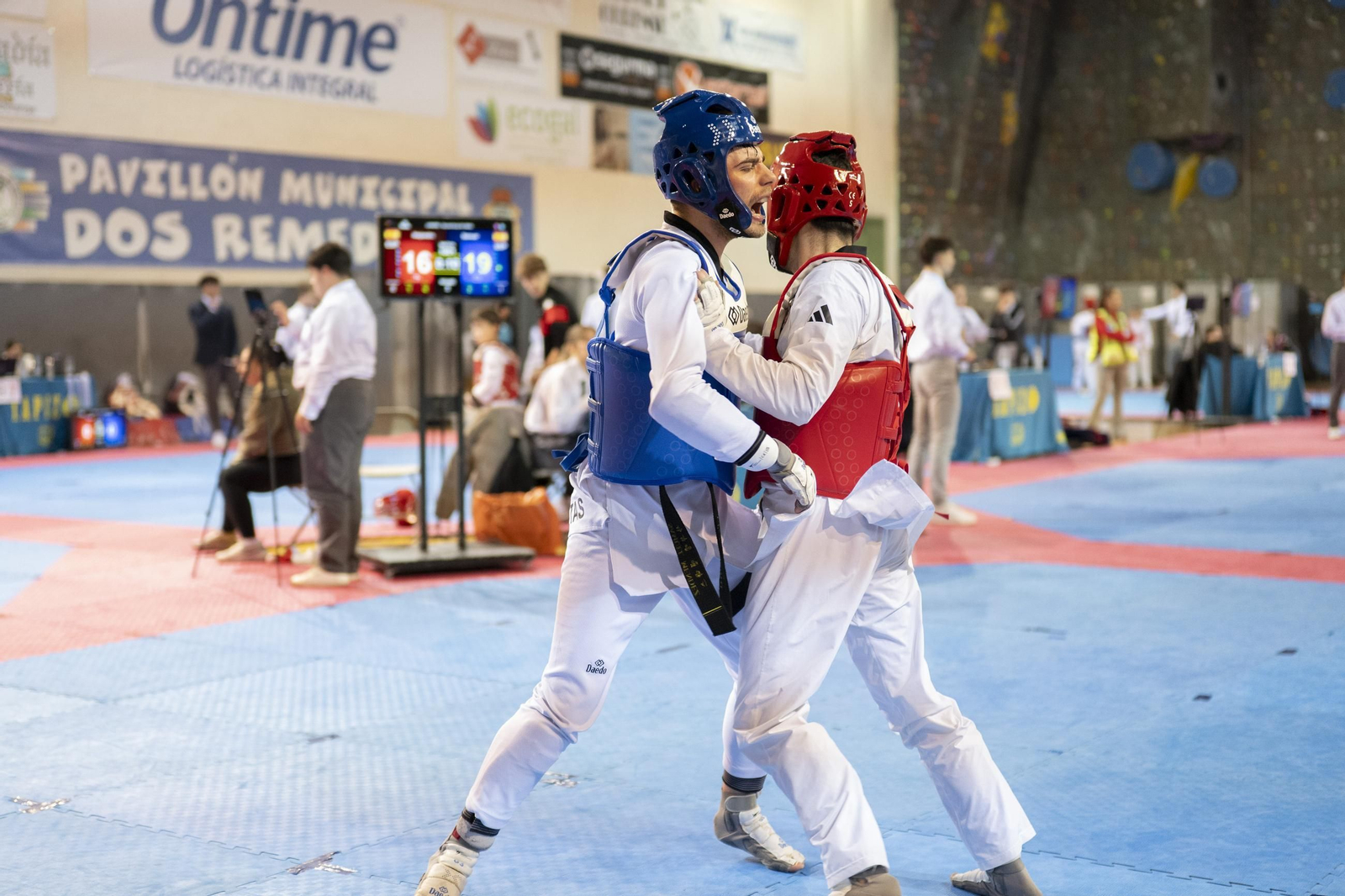 Galería | El Open de Taekwondo llena un año más Ourense de deporte