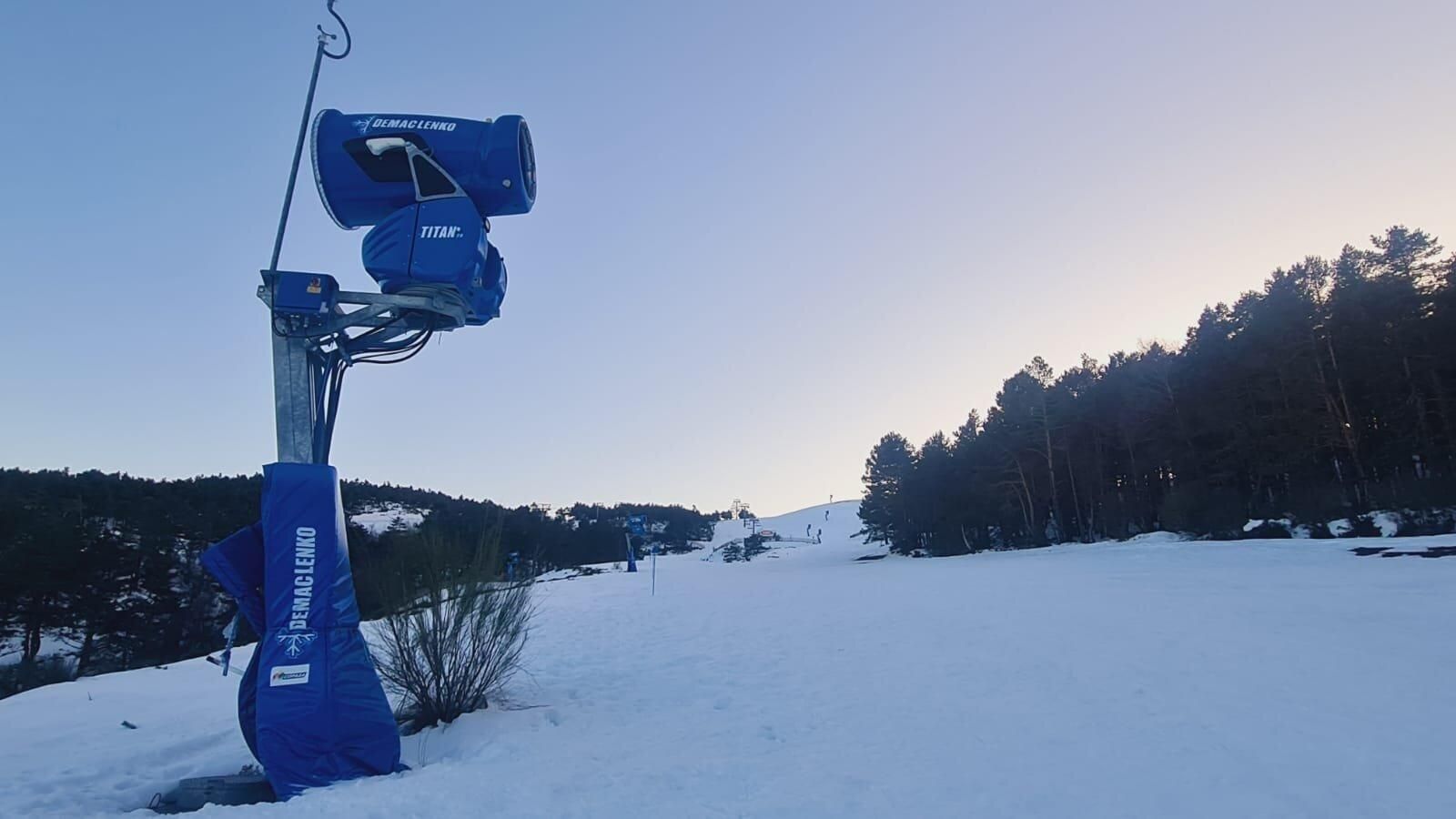 Manzaneda, cerrada este lunes.