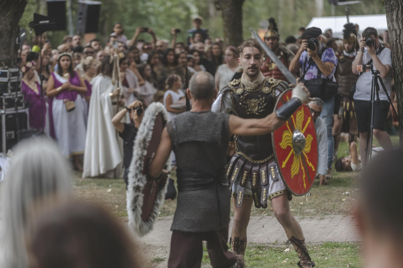 Galería | Los romanos cruzan el Lethes: Xinzo pone fin al Esquecemento, un evento con cifras récord