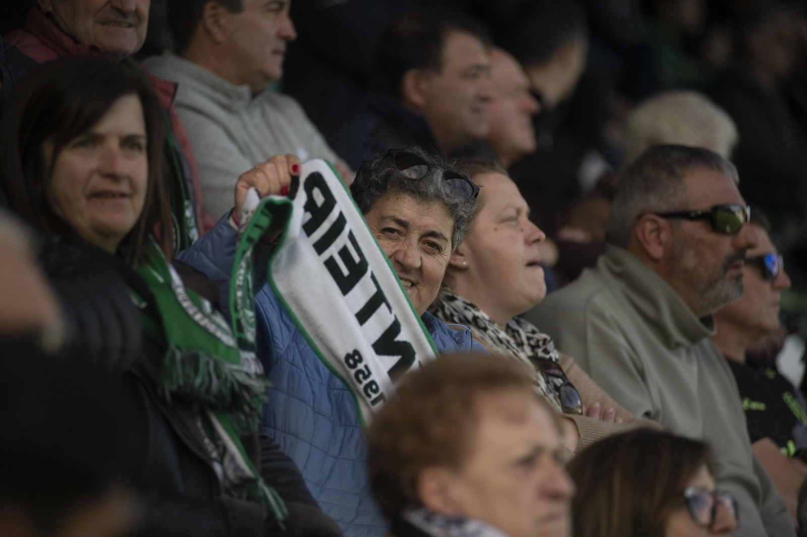 Galería | El Arenteiro y el Racing de Ferrol , protagonistas del derbi gallego en Espiñedo