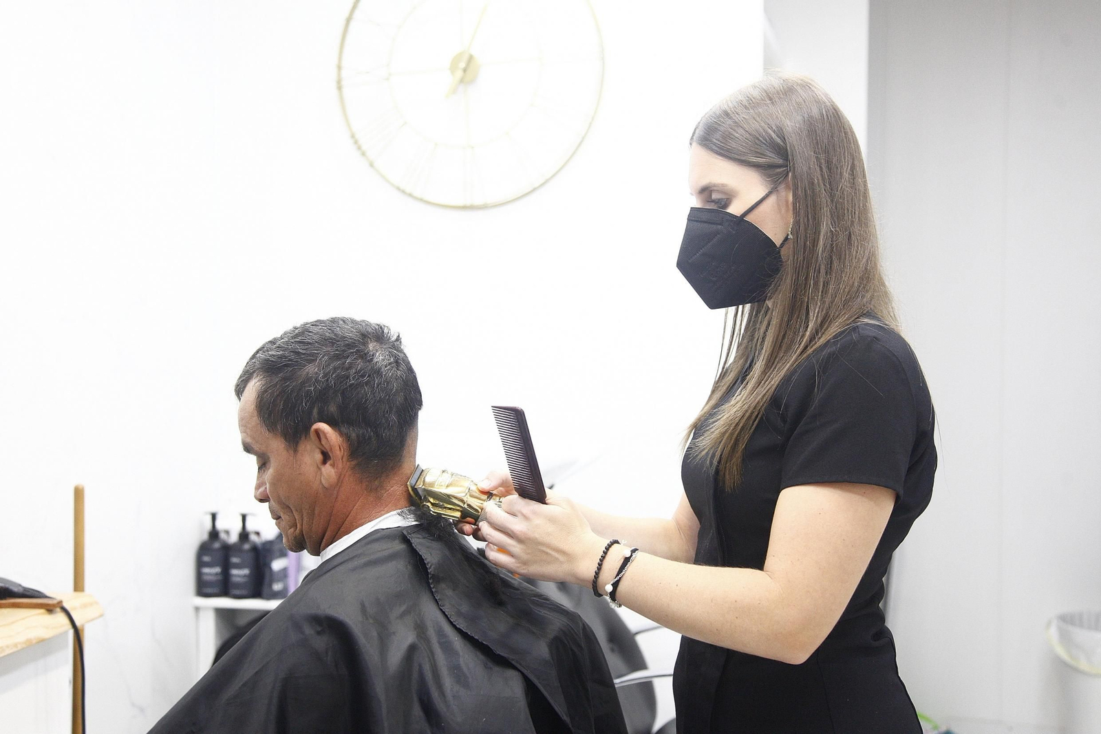 El sector servicios, uno de los que más autónomos perdió.