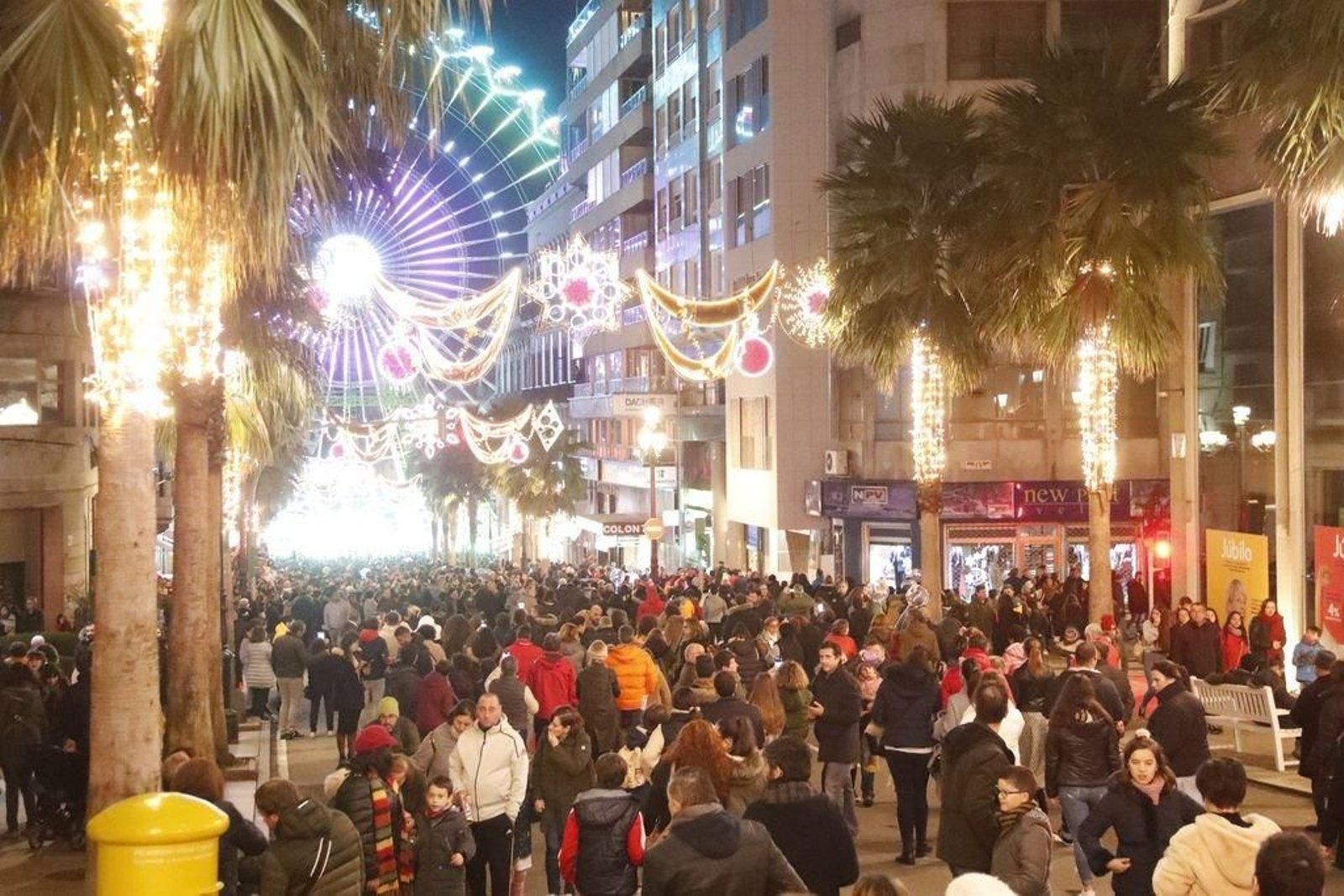 Los turistas invaden Vigo en el Puente189
