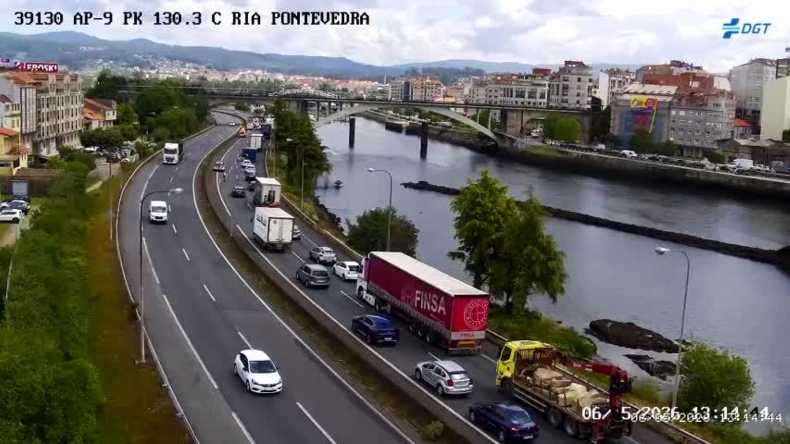 Retenciones en la zona cercana al accidente.