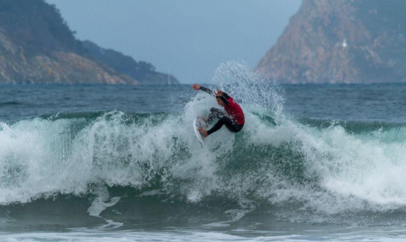 La playa de Patos vivió dos jornadas de surf de cantera con competición desde la categoría sub-10 hasta la sub-21.