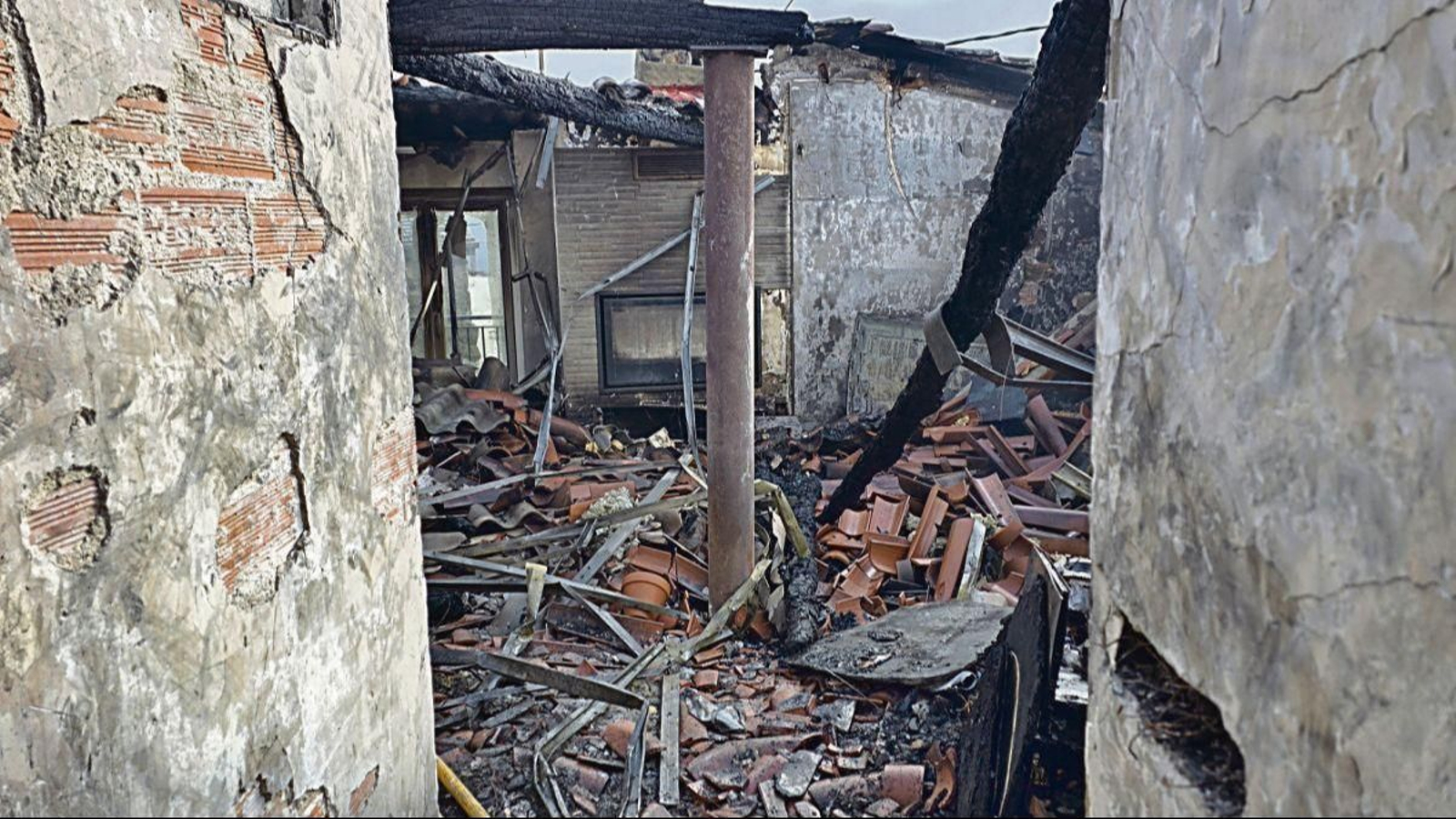 Interior de la vivenda ardida.