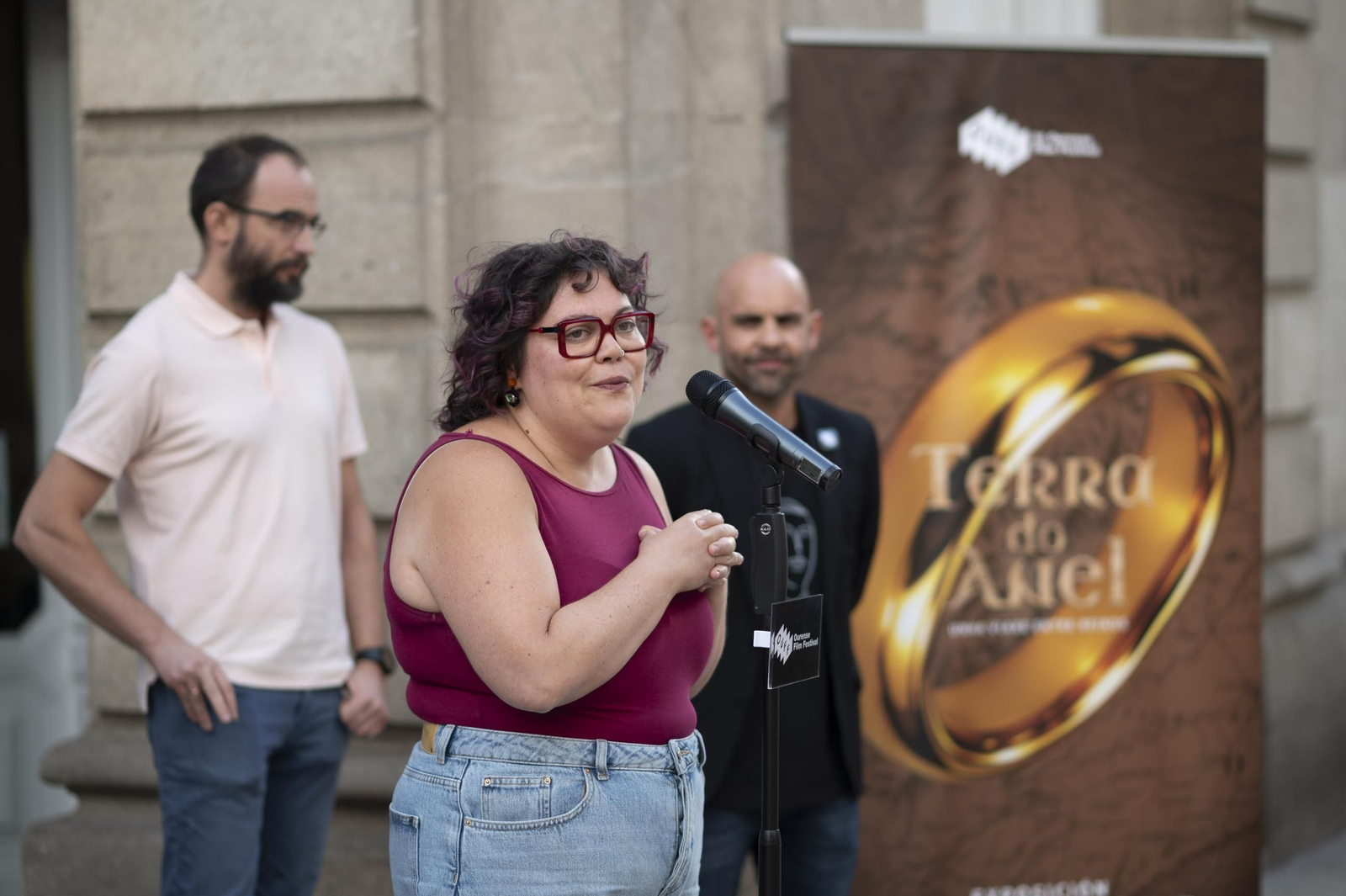 Un recorrido por el universo de Tolkien en la exposición organizada por el OUFF con motivo del 25 aniversario de la saga