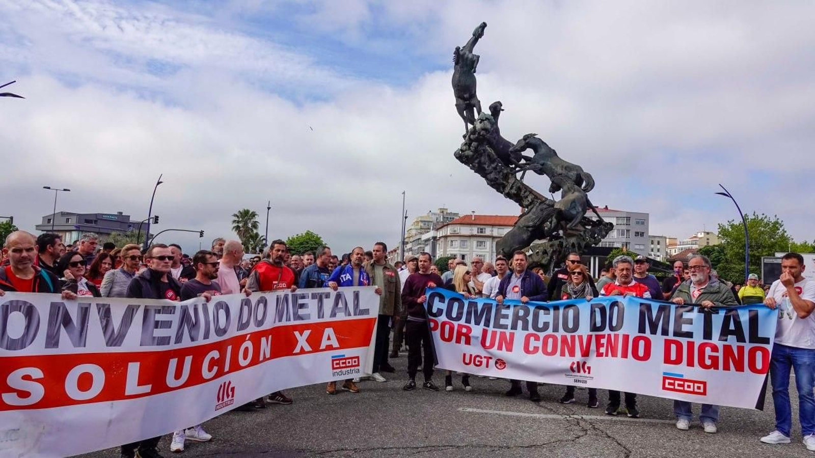 Galería | El metal toma de nuevo las calles de Vigo
