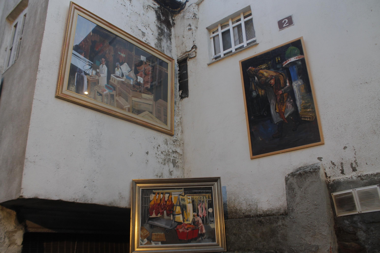 Más cuadros de Díaz Ferrer. // (Isaac Cruz)